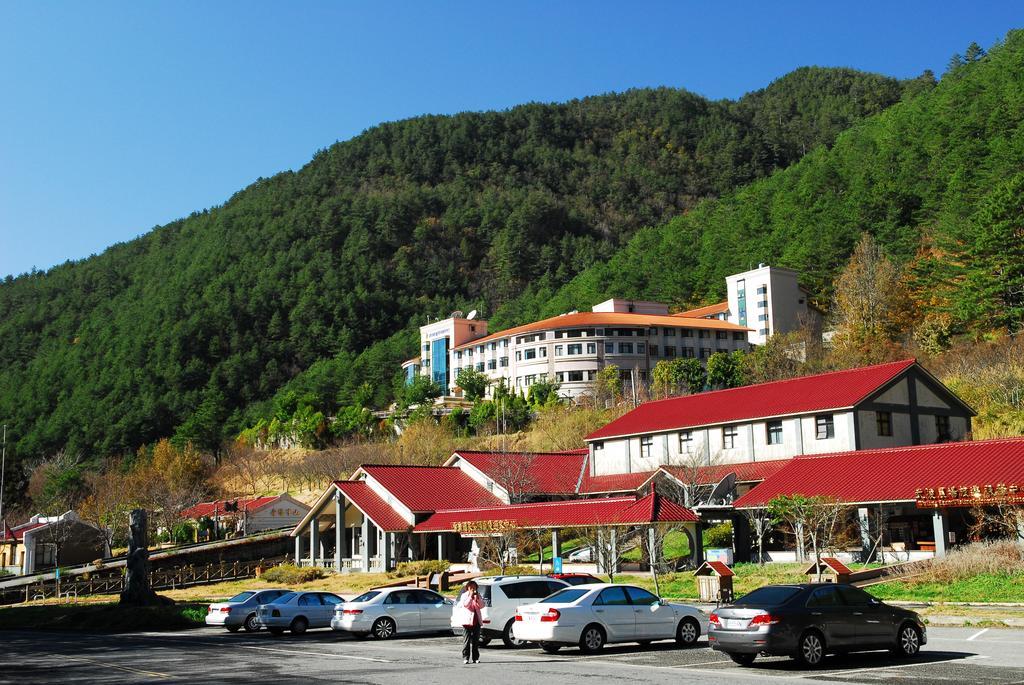 โฮยา รีสอร์ต อู่หลิง Hotel เหอผิง ภายนอก รูปภาพ